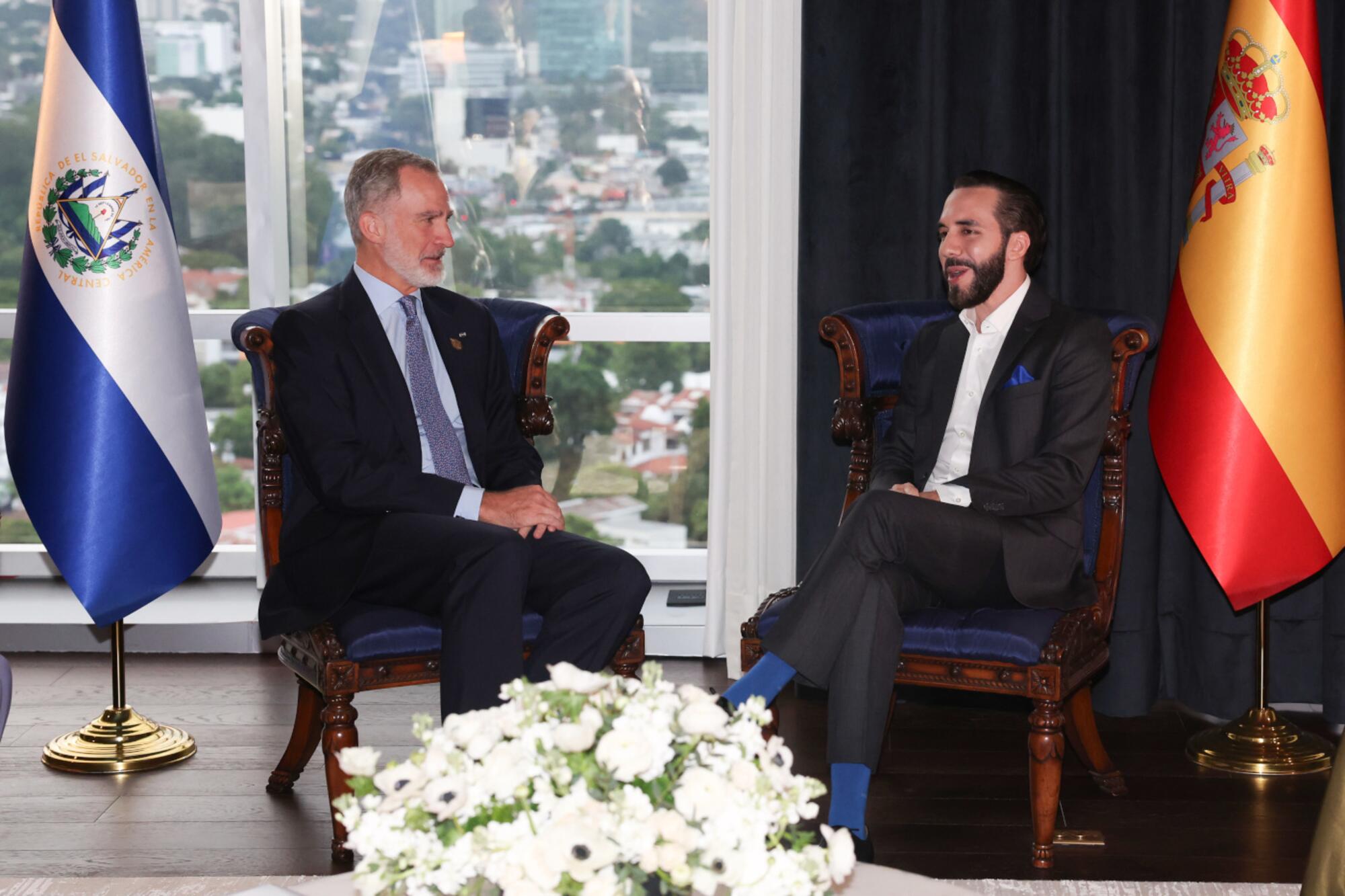 El rey Felipe VI junto a Nayib Bukele, tras su investidura el 1 de junio de 2024